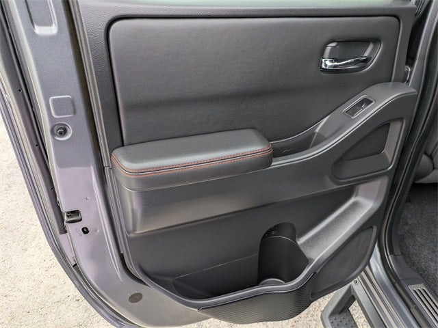 2023 Nissan Frontier Crew Cab PRO-4X 4x4