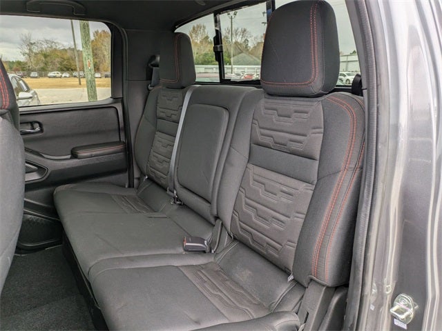 2023 Nissan Frontier Crew Cab PRO-4X 4x4