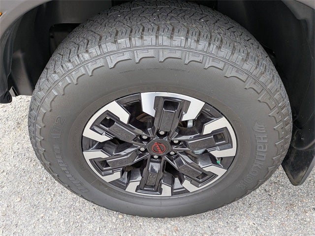 2023 Nissan Frontier Crew Cab PRO-4X 4x4