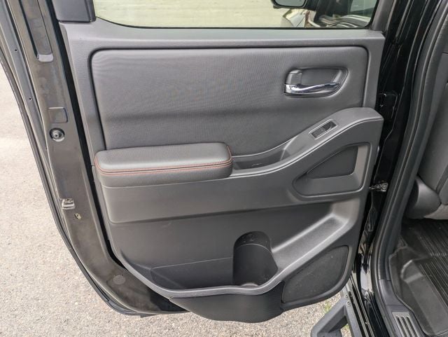 2023 Nissan Frontier Crew Cab PRO-4X 4x4