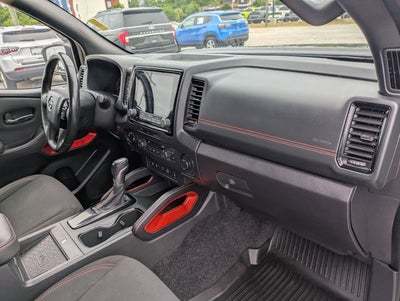 2023 Nissan Frontier Crew Cab PRO-4X 4x4