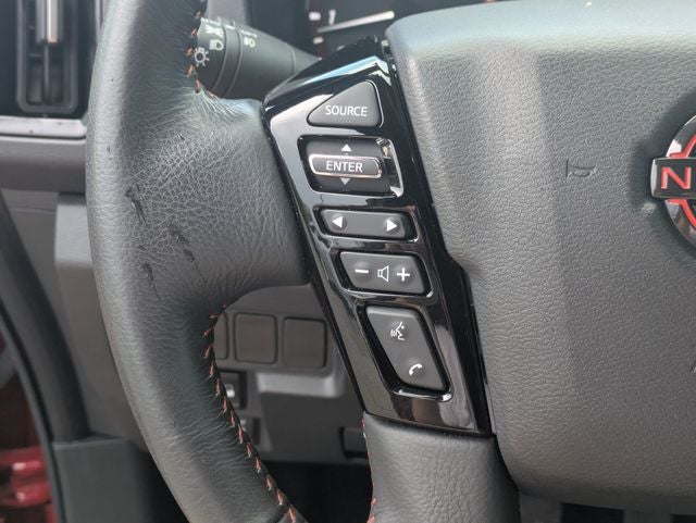 2025 Nissan Frontier Crew Cab PRO-4X 4x4