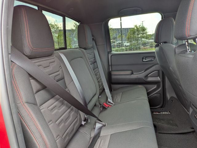 2025 Nissan Frontier Crew Cab PRO-4X 4x4