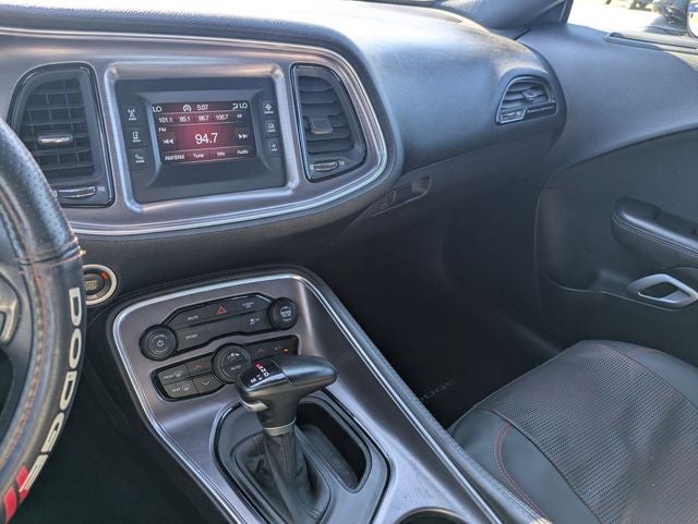 2017 Dodge Challenger SXT