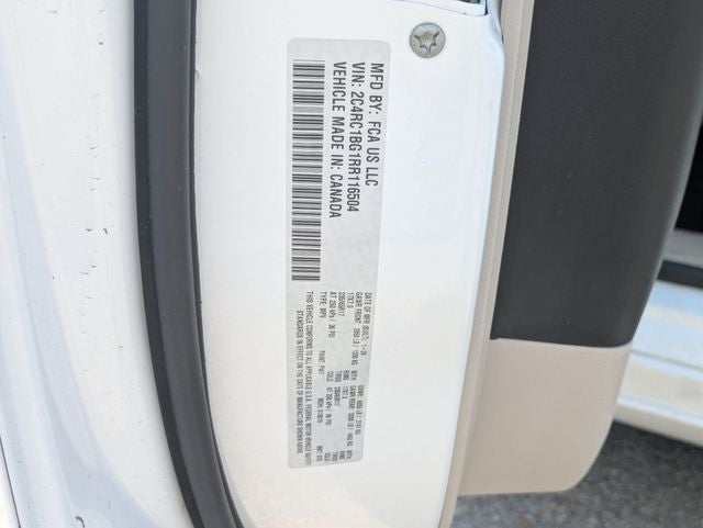 2024 Chrysler Pacifica Touring L