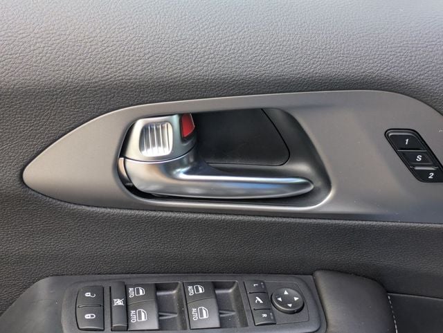2027 Chrysler Pacifica PACIFICA LIMITED