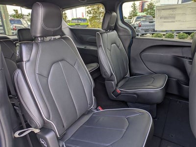 2027 Chrysler Pacifica PACIFICA LIMITED