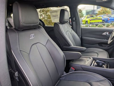 2027 Chrysler Pacifica PACIFICA LIMITED
