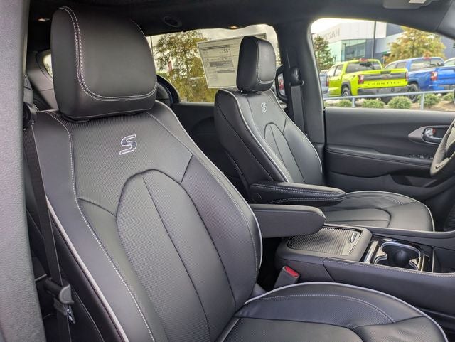 2027 Chrysler Pacifica PACIFICA LIMITED
