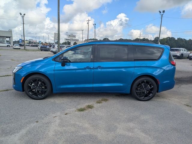 2027 Chrysler Pacifica PACIFICA LIMITED