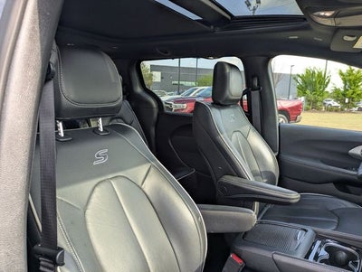 2025 Chrysler Pacifica Limited