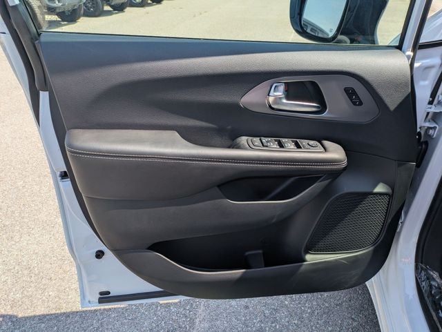 2027 Chrysler Pacifica PACIFICA LIMITED