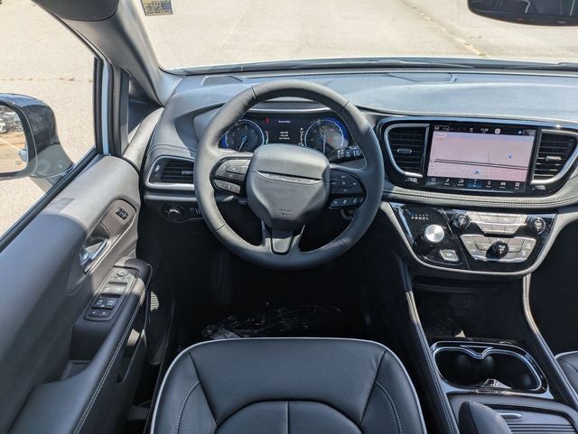 2027 Chrysler Pacifica PACIFICA LIMITED