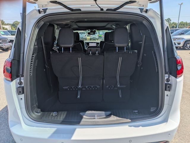 2027 Chrysler Pacifica PACIFICA LIMITED
