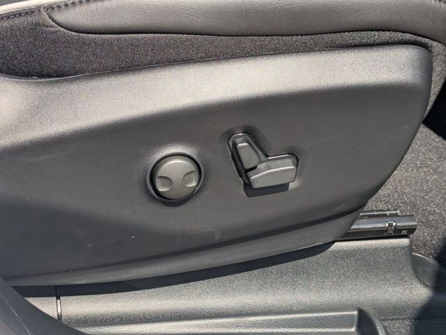 2027 Chrysler Pacifica PACIFICA LIMITED