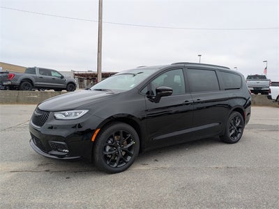 2026 Chrysler Pacifica PACIFICA SELECT AWD