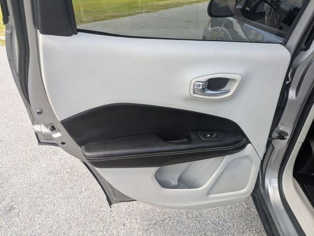2019 Jeep Compass Sun and Wheel FWD