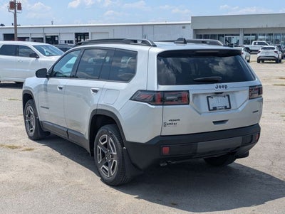 2026 Jeep Cherokee CHEROKEE LAREDO 4X4