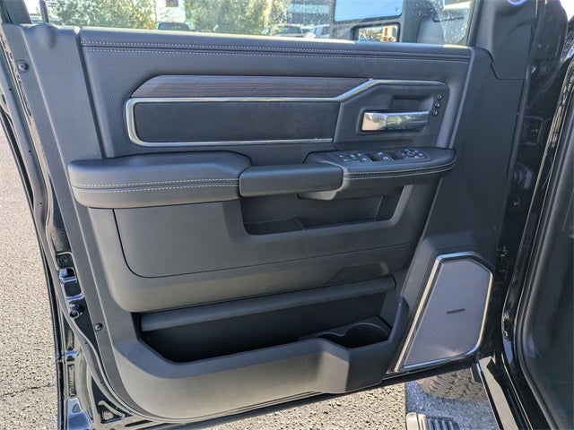 2026 RAM Ram 2500 RAM 2500 LARAMIE CREW CAB 4X4 8' BOX