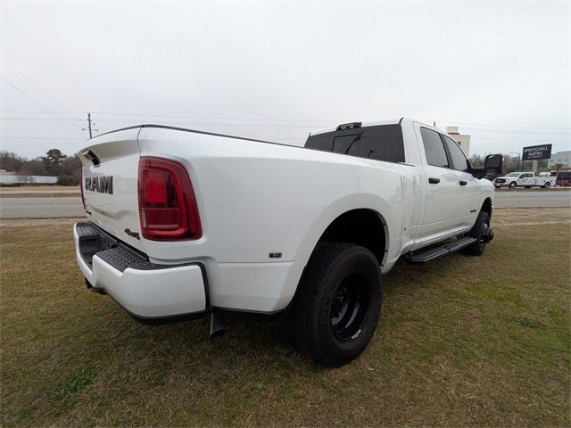 2026 RAM 3500 Big Horn Crew Cab 4x4 8' Box