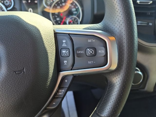 2026 RAM Ram 1500 RAM 1500 EXPRESS CREW CAB 4X2 5'7' BOX