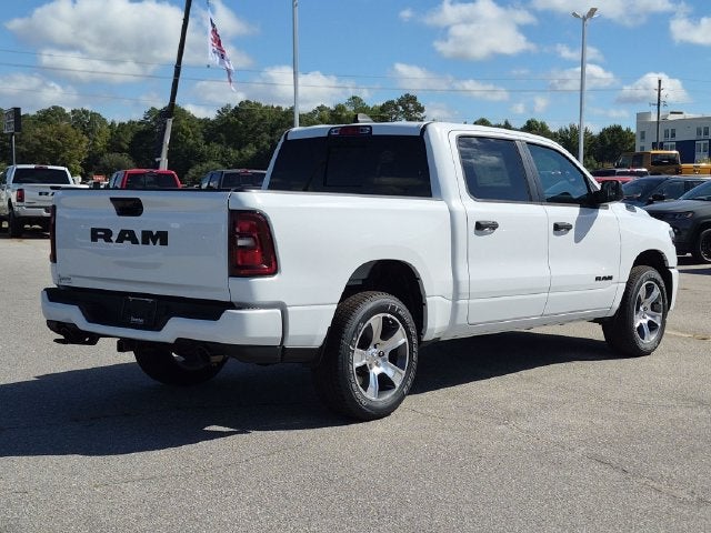 2026 RAM Ram 1500 RAM 1500 EXPRESS CREW CAB 4X2 5'7' BOX