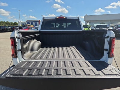 2026 RAM Ram 1500 RAM 1500 EXPRESS CREW CAB 4X2 5'7' BOX