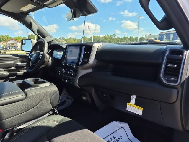 2026 RAM Ram 1500 RAM 1500 EXPRESS CREW CAB 4X2 5'7' BOX