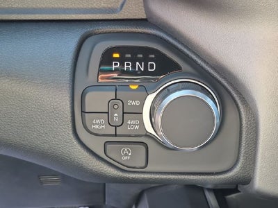 2026 RAM Ram 1500 RAM 1500 EXPRESS CREW CAB 4X4 5'7' BOX