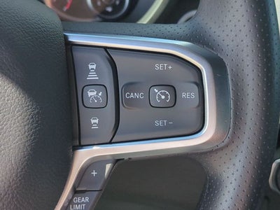 2026 RAM 1500 RAM 1500 EXPRESS CREW CAB 4X4 5'7' BOX