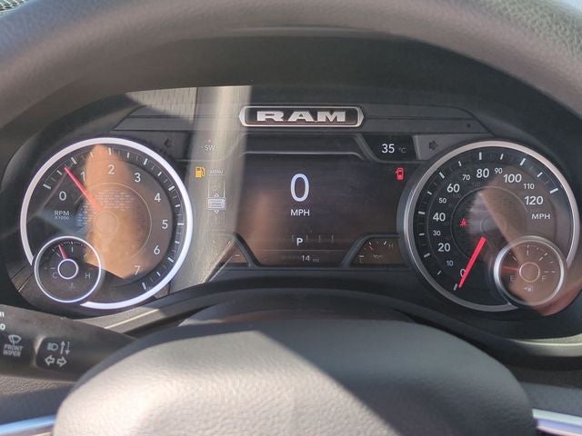 2026 RAM 1500 RAM 1500 EXPRESS CREW CAB 4X4 5'7' BOX