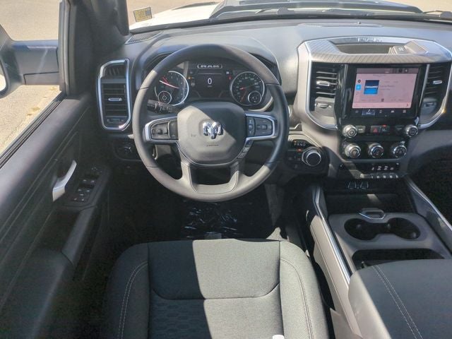 2026 RAM 1500 RAM 1500 EXPRESS CREW CAB 4X4 5'7' BOX