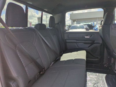 2026 RAM 1500 RAM 1500 EXPRESS CREW CAB 4X4 5'7' BOX
