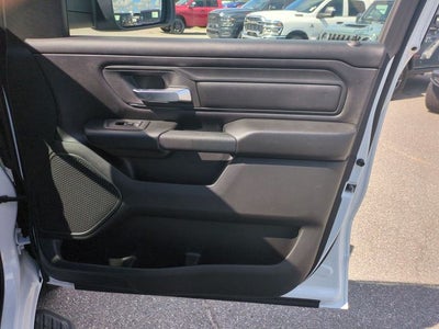 2026 RAM 1500 RAM 1500 EXPRESS CREW CAB 4X4 5'7' BOX