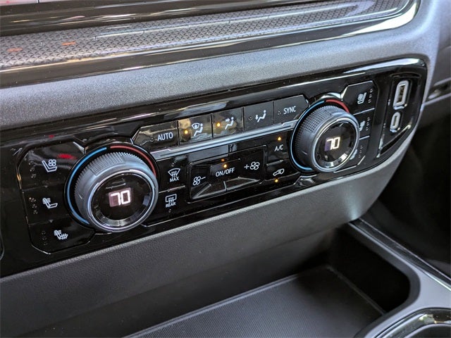 2022 Chevrolet Silverado 1500 4WD Crew Cab Short Bed ZR2