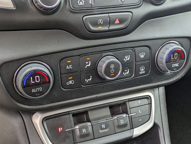 2024 GMC Terrain FWD SLT