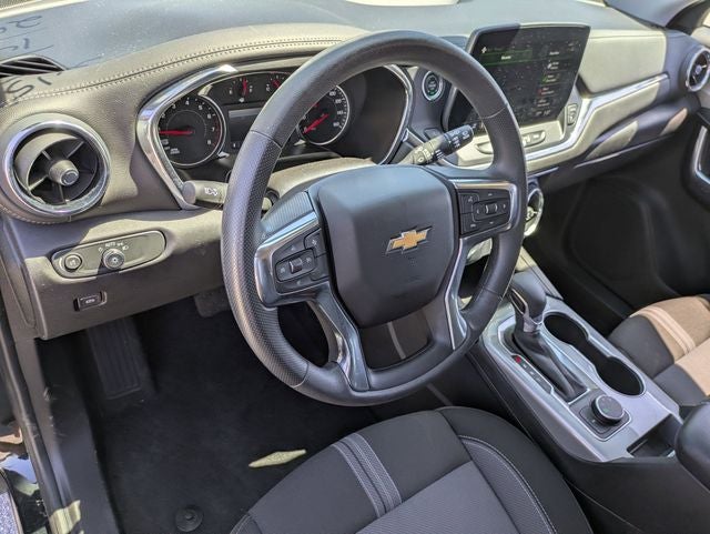 2025 Chevrolet Blazer AWD 2LT