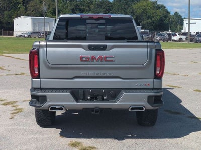 2025 GMC Sierra 1500 4WD Crew Cab Short Box AT4