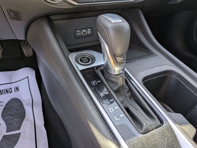 2023 Nissan Sentra SV Xtronic CVT