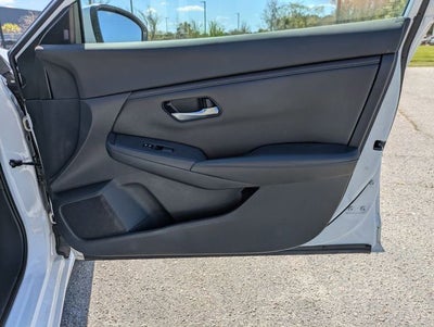 2023 Nissan Sentra SV Xtronic CVT