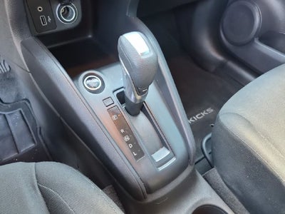 2024 Nissan Kicks S Xtronic CVT