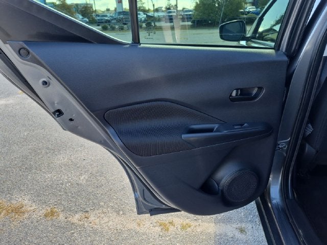 2024 Nissan Kicks S Xtronic CVT