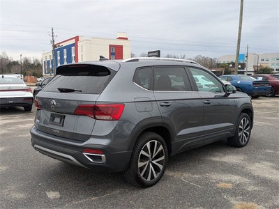2024 Volkswagen Taos 1.5T SE