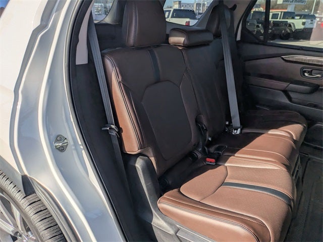 2023 Honda Pilot AWD Elite