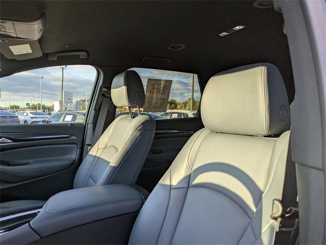 2023 Buick Enclave Essence FWD