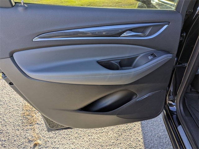 2023 Buick Enclave Essence FWD