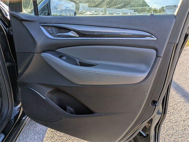 2023 Buick Enclave Essence FWD