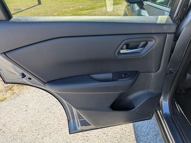 2025 Nissan Rogue SV FWD