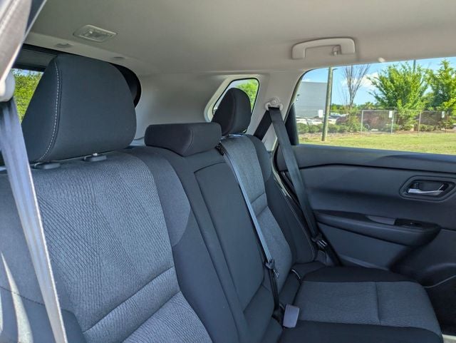 2025 Nissan Rogue SV FWD