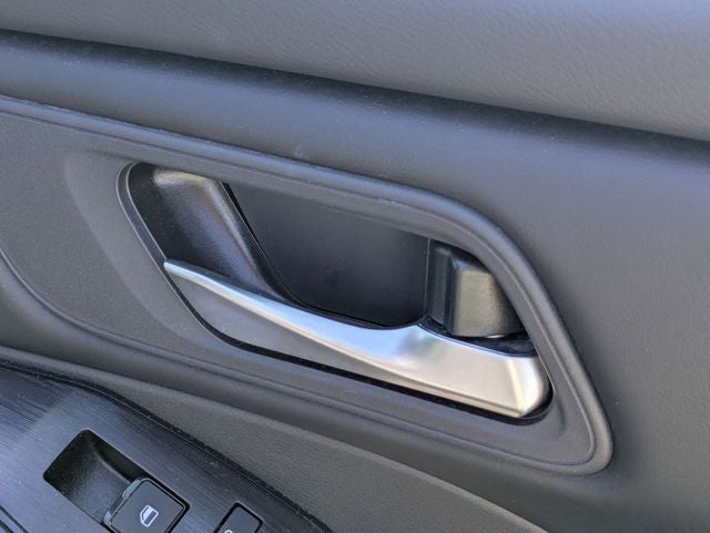 2025 Nissan Rogue SV FWD